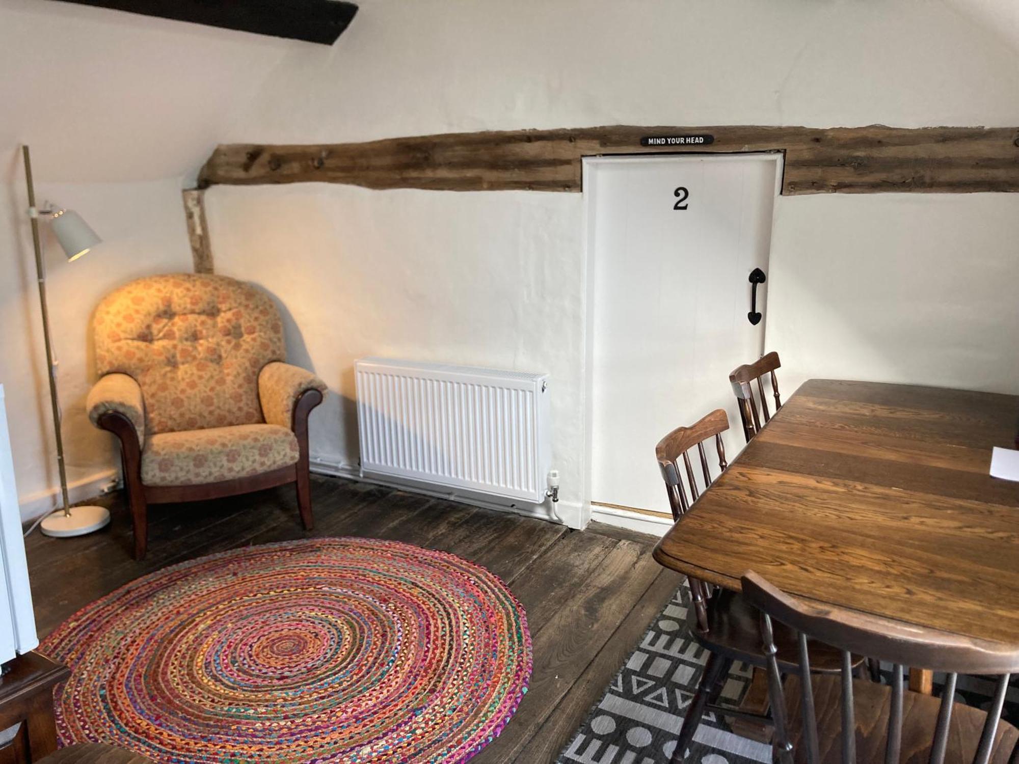 Bryntirion Farmhouse Rooms Llanfair Caereinion Esterno foto